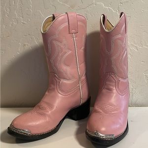 Durango Big Kid Pink Western Boot with metal toe rand. Size 13